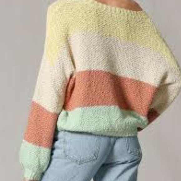 3/$40 💖Pastel Fall Off the Shoulder sweater - Picture 2 of 5